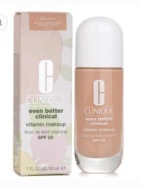 Clinique Even Better Clinical Vitamin Makeup - Light Cool 3 NIB